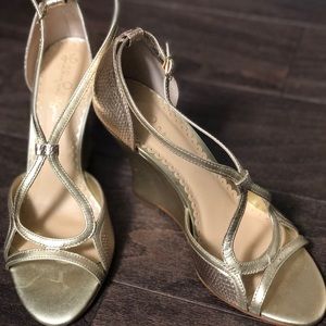 Lilly Pulitzer dress sandals